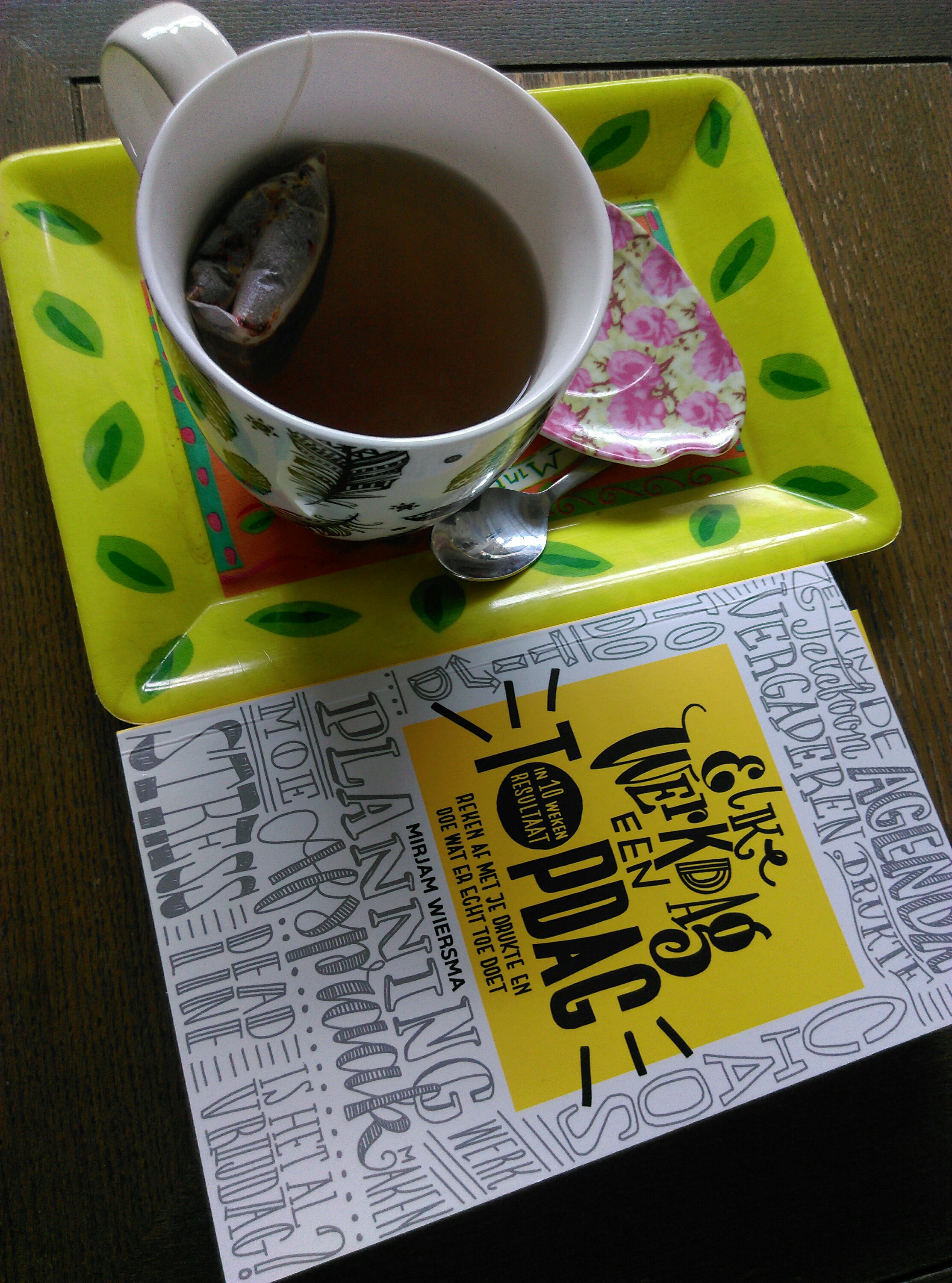 Thee en boek